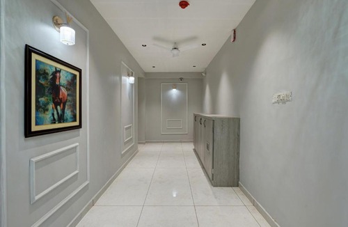 Gandhinagar Hotel | Hotel Hill Look Inn