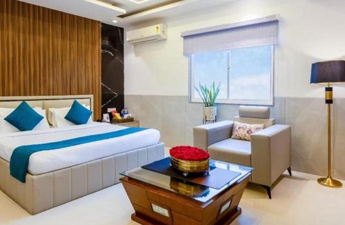 DLF Phase 3 Hotel | Hotel Hillton IGI