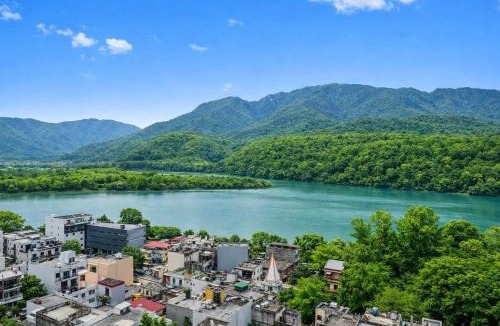 Rishikesh Hotel | Hotel Himalayan Ganga view