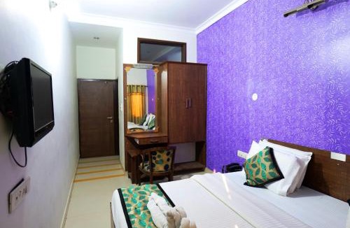 Amritsar Hotel | Hotel Holiday Comfort - 800 mts from Jallianwala Bagh