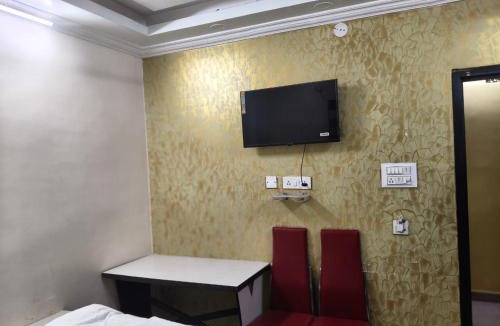 Khattalwada House | Hotel Holiday Comfort