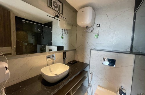 Rishikesh Hotel | HOTEL HRISHIKESH HIGH