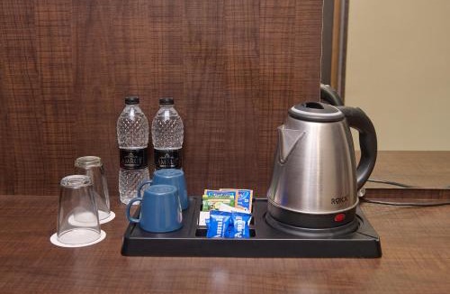 Shirdi Hotel | Hotel Hrushikesh