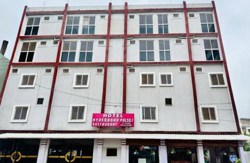 Hyderabad Hotel | HOTEL HYDERABAD PULSE