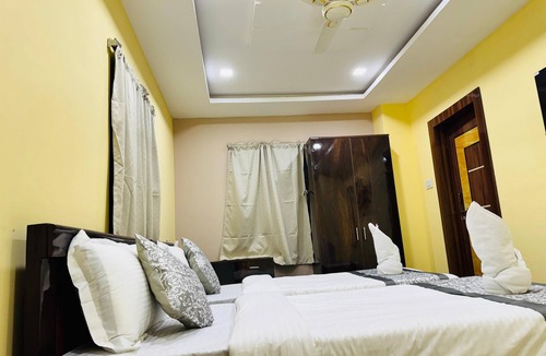 Hyderabad Hotel | Hotel Hyderabad Pulse
