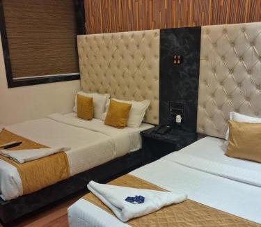Masjid Bandar Hotel | Hotel Imperial Near Crawford Market & CSMT station