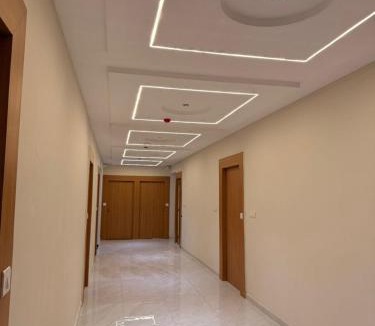 Ahmedabad Hotel | Hotel J K Town