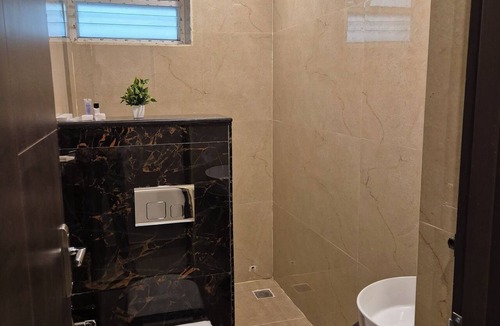 Tirupati Hotel | Hotel Janas