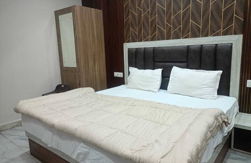 Taj Ganj Hotel | Hotel Jay Palace