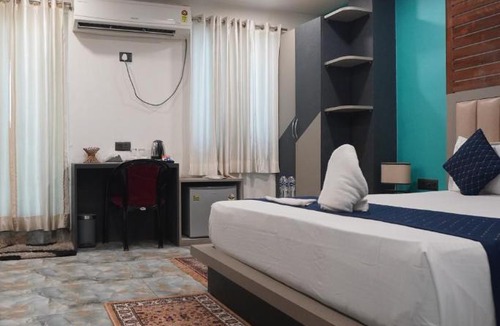Rajendra Nagar Hotel | Hotel Jharokha Banquet & Conference Hall