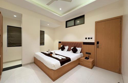 Shirdi Hotel | Hotel JK Palace Newly Renovate