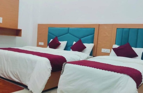 Gobind Dham Hotel | Hotel Kailasha Inn & Restaurant