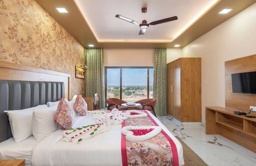 Pachpadra Hotel | Hotel Kaushal Regency - Pure Veg