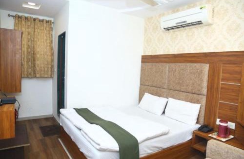 Ahmedabad House | HOTEL KHUSHI PALACE