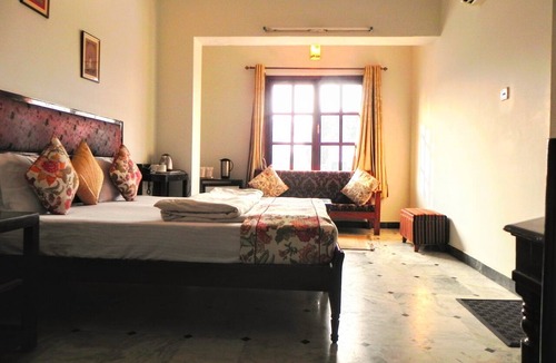 Kota Hotel | Hotel Kishan Kunj