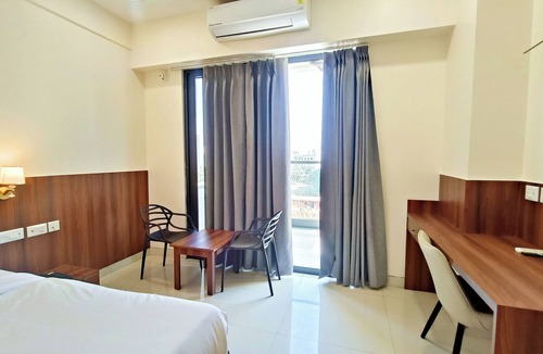 Vrindavan Hotel | Hotel Krishna Anandam Regency