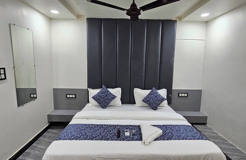 Wankaner Hotel | Hotel Krishna