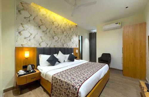 Gwalior Hotel | Hotel Kunadan Courtyard