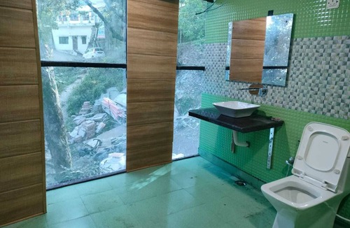Bhimtal Hotel | Hotel Lake In Tree