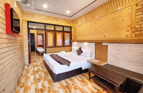Nainital Hotel | Hotel Lake View Mall Road Near Lake