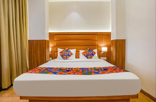 Ghansoli Hotel | Hotel Landmark Aura