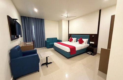 Madhapur Hotel | Hotel Landridge - Hitech City Hyderabad