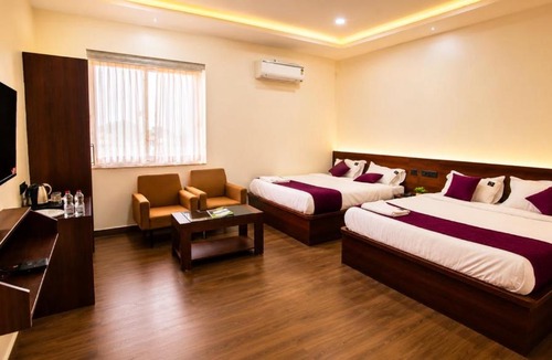 Tenali Hotel | Hotel Lavish Grand