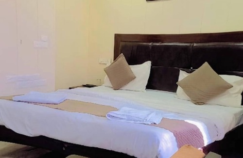 Tapovan Hotel | Hotel Laxman Grand
