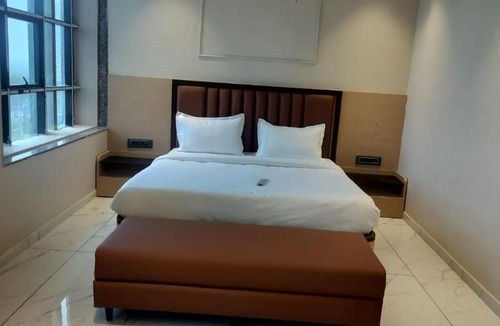 Gandhinagar Hotel | Hotel Lee Fortune