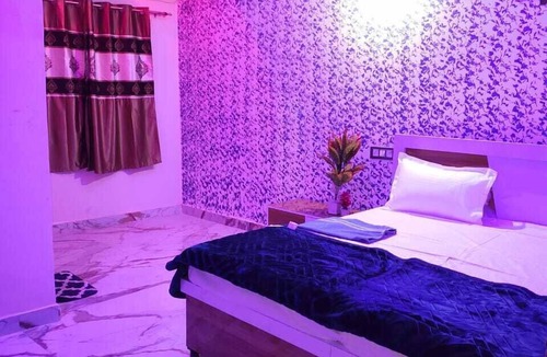 Tikamgarh Hotel | Hotel Leela Palace