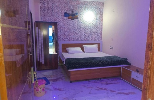 Tikamgarh Hotel | Hotel Leela Palace