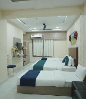 Dwarka Hotel | Hotel Lord Krishna Dham