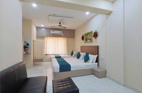 Dwarka Hotel | Hotel Lord Krishna Dham