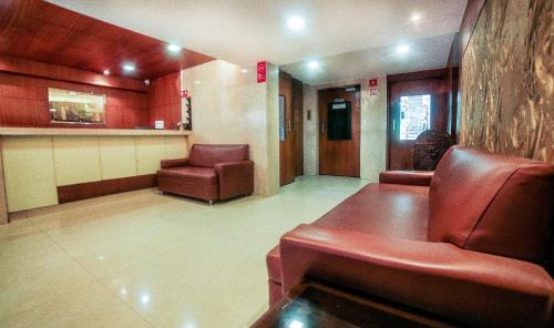 Bandra West Hotel | Hotel Lucky Near BKC