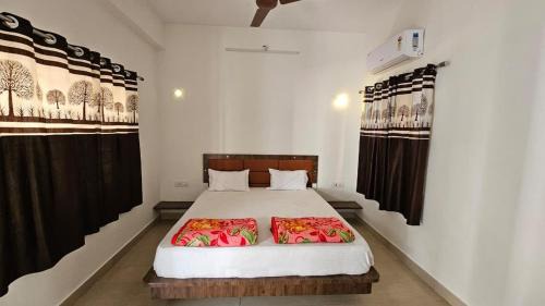 Dwarka House | HOTEL LUNAI SADAN DWARKa