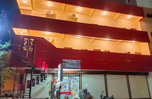 Kolar Road Hotel | Hotel Madhur Palace