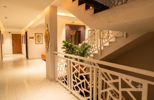 Shivpuri Hotel | Hotel Madhuram Shivpuri MP