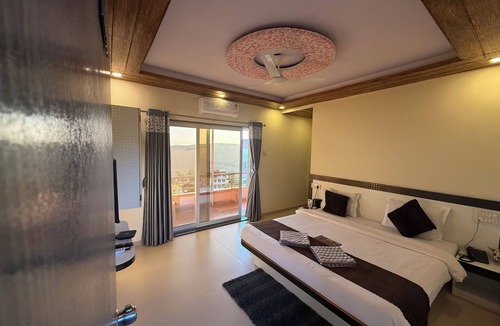Medha Hotel | Hotel Mahabaleswer Mount View