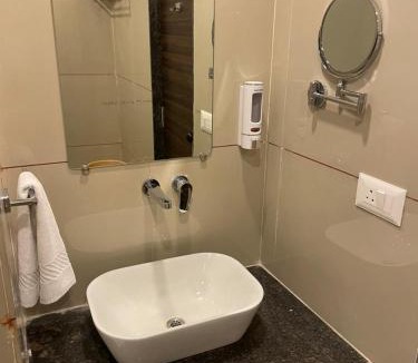 Ankleshwar Hotel | Hotel Mahavir
