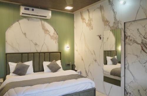 Tehri Hotel | Hotel Maheshwari Tehri