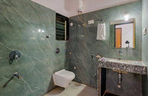 Akalkot Hotel | Hotel Majestic Royal Akkalkot