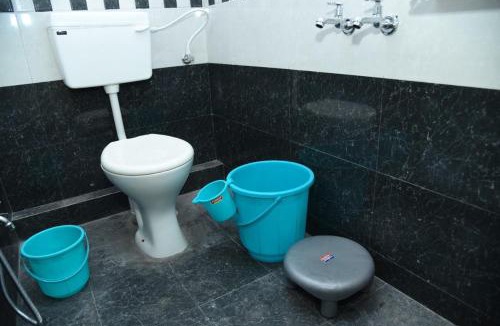 Jejuri Hotel | Hotel Malhar Inn