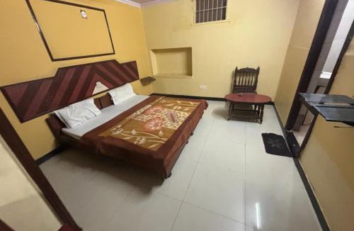 Sindhi Camp Hotel | Hotel Mangal