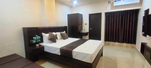 Bhopal Hotel | Hotel Manoj
