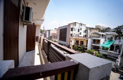 Varanasi House | Hotel Maruti Nandan