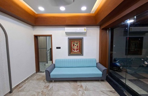 Dwarka Hotel | Hotel Matrushree - Near Shree Dwarkadhish Temple