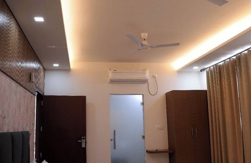 Khatima Hotel | Hotel Maurya Greens