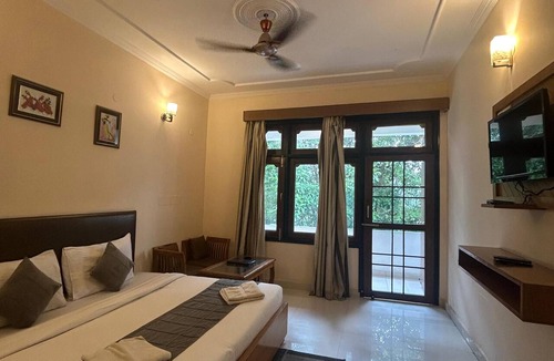 Bhimtal Hotel | Hotel Maya Regency Bhimtal