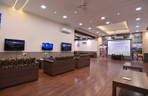 Kanpur Hotel | Hotel Meera Palace