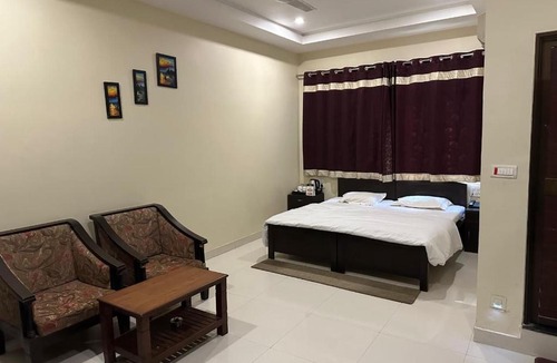 Bhadohi Hotel | Hotel Meghdoot